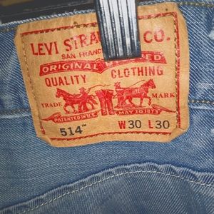 Levi's 514  30w30l 6 pockets button fly
